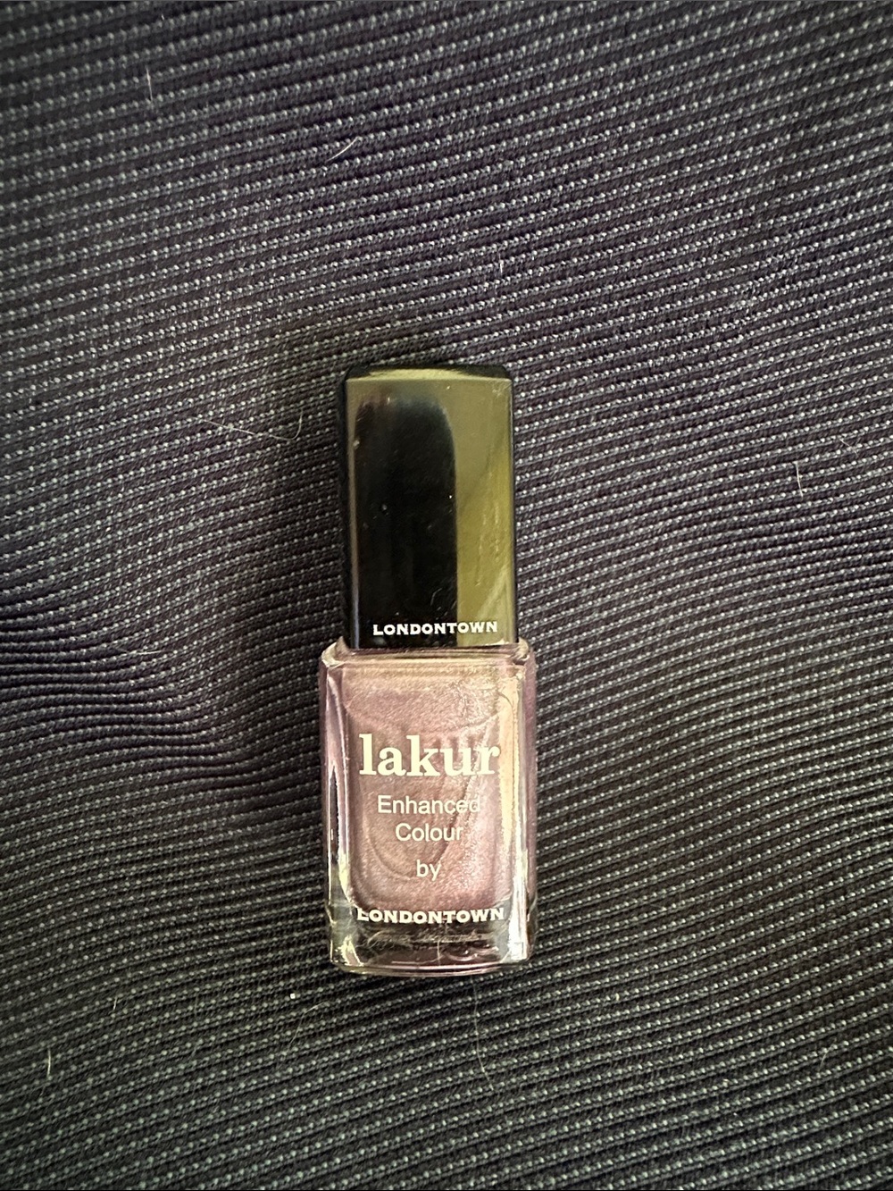 Lakur Enhanced Colour Nail Polish — Shimmery Lavender